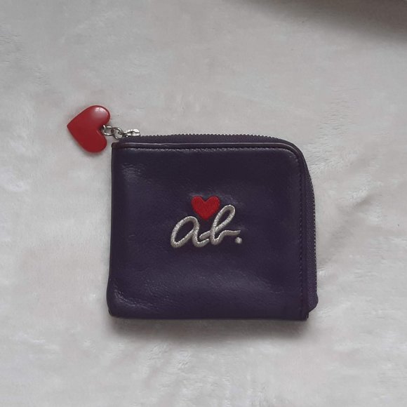 Agnes B. VOYAGE | Purple Heart Zipped Coin Wallet - Picture 2 of 5